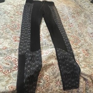 Black and Gray Patterned Leggings
